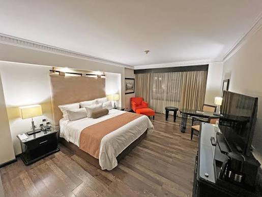 Suite